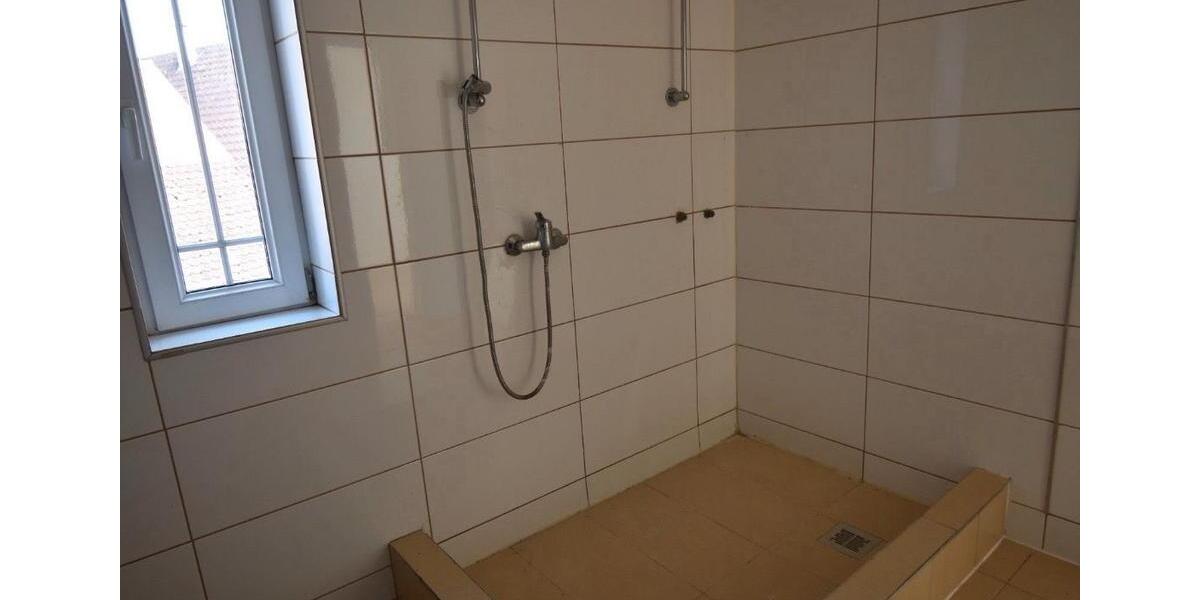 Mehrfamilienhaus mit 3 Wohneinheiten 15 zimmer