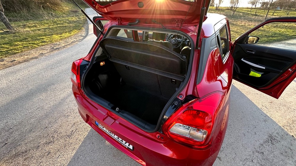 Suzuki Swift II Schrägheck 40.000 km 16.950 € Denkendorf 73770