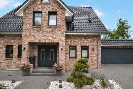 Haus Rellingen - 4 Zimmer, 175 m&sup2;, 4.200&euro; | Angebot:26701026