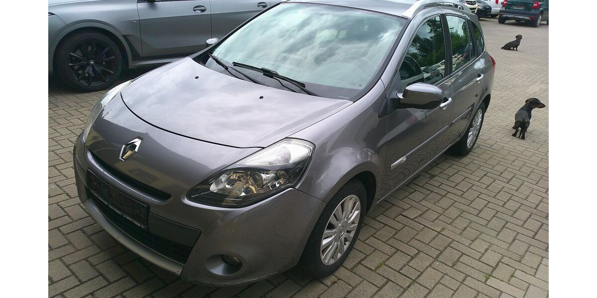 Renault Clio 280.000 km 1.999 &euro; Neddemin 17039