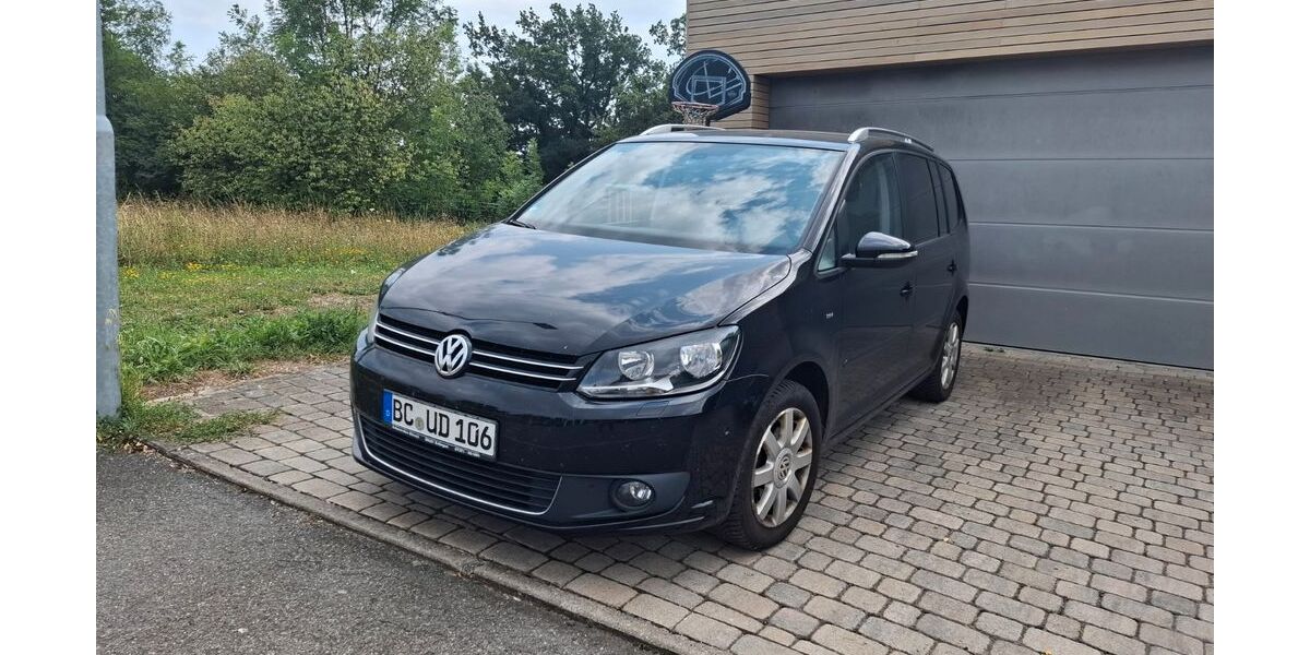 VW Touran 150.000 km 10.900 &euro; Ertingen 88521