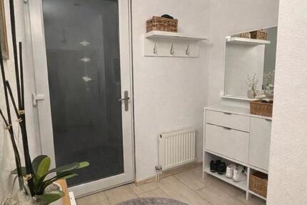 Haus Hösbach - 5 Zimmer, 145 m&sup2;, 1.700&euro; | Angebot:25590831