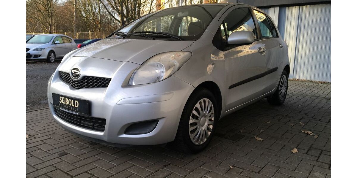 Daihatsu Charade 129.599 km 5.980 &euro; Berlin 10315