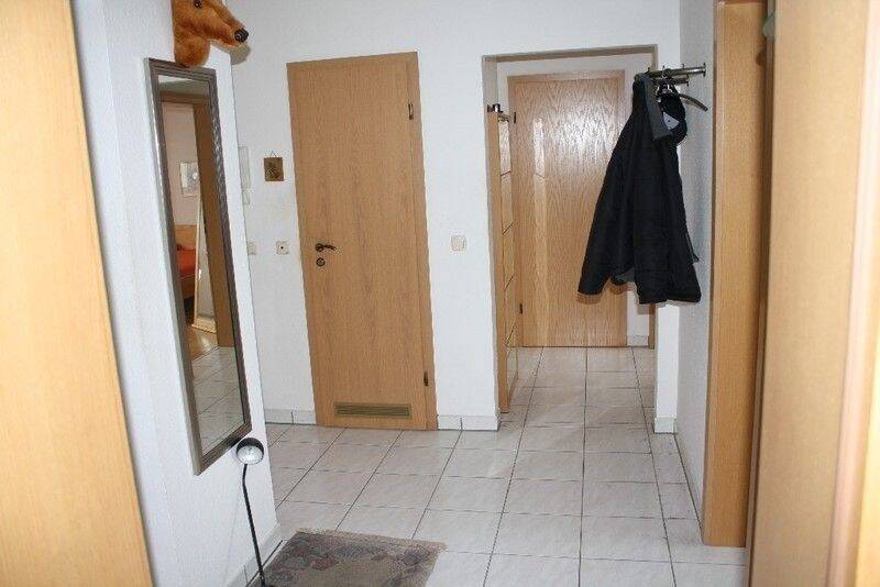 Etagenwohnung Velbert Neviges - 3 Zimmer, 90 m&sup2;, 229.000&euro; | Angebot:25705748