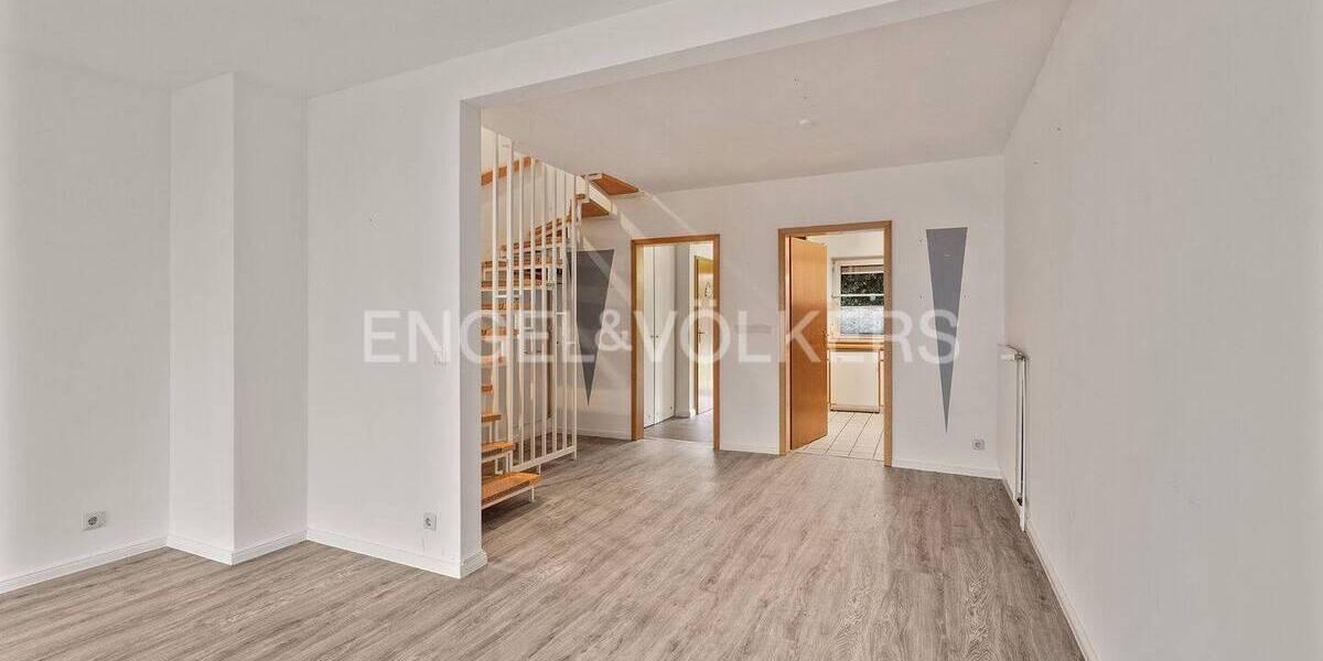 Reihenmittelhaus Henstedt-Ulzburg Ulzburg - 4 Zimmer, 105 m&sup2;, 350.000&euro; | Angebot:25916410