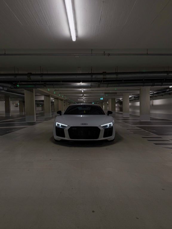 R8