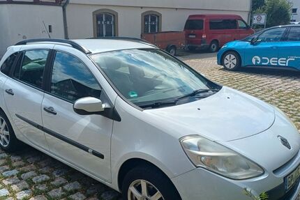 Renault Clio 132.000 km 2.590 &euro; Wäschenbeuren 73116
