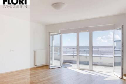 Großes helles Appartement mit schöner Dachterrasse, für Junggebliebene in Senioren-Residenz