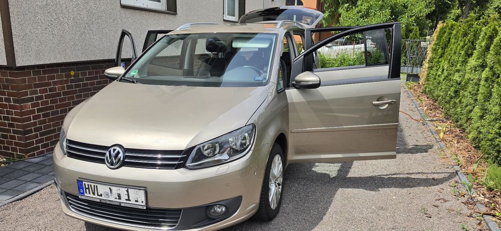 VW Touran 232.000 km 5.580 &euro; Falkensee 14612