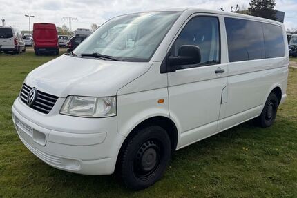 VW T5 Transporter 176.922 km 4.900 &euro; Rostock 18147