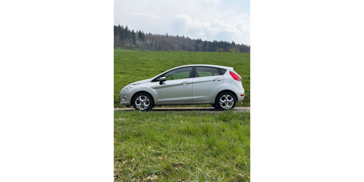 Ford Fiesta 85.000 km 6.990 &euro; Emmendingen 79312