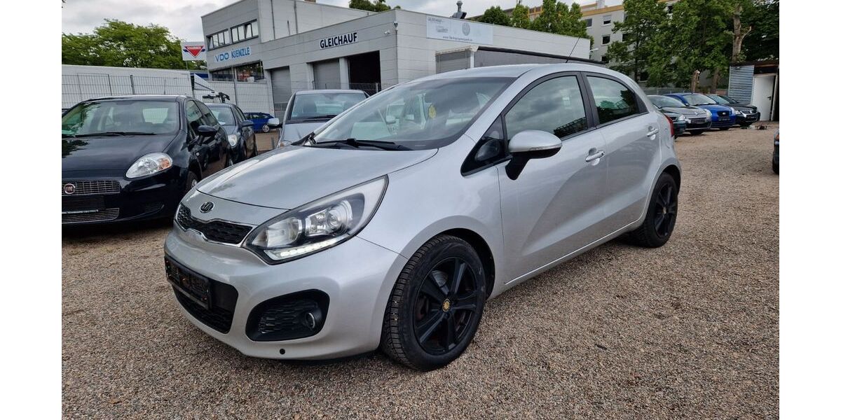 Kia Rio 159.000 km 4.290 &euro; Mannheim 68199