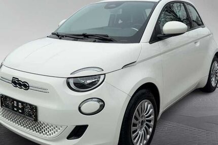 Fiat 500 11.300 km 20.990 &euro; München 81249