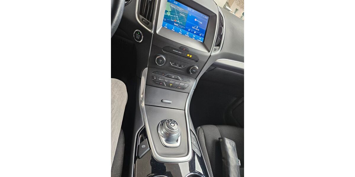 Ford S-Max 196.300 km 16.700 &euro; Berlin 12053