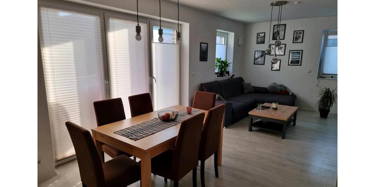 Erdgeschoßwohnung Uplengen - 2 Zimmer, 73 m&sup2;, 680&euro; | Angebot:25395243