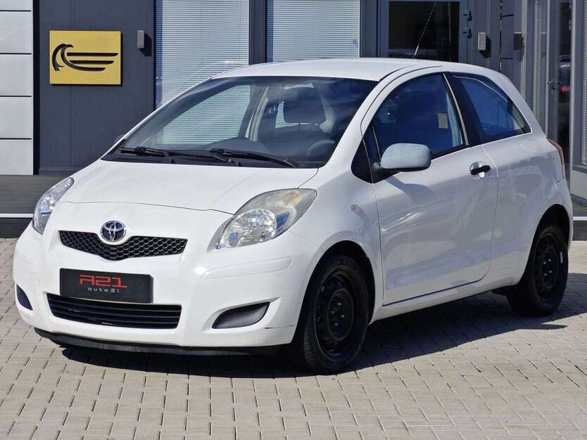 Toyota Yaris 138.608 km 2.999 € Eitorf 53783