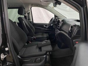 Mercedes-Benz Vito 119 Tourer PRO 4x4 XL STANDHZ NAV KAMERA 5.908 km 66.990 &euro; Sangerhausen 06526