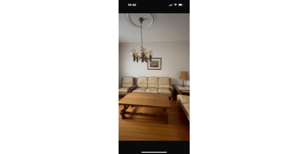 Vermiete Wohnung ca 100 m2 in Zweifamilienhaus 1 zimmer