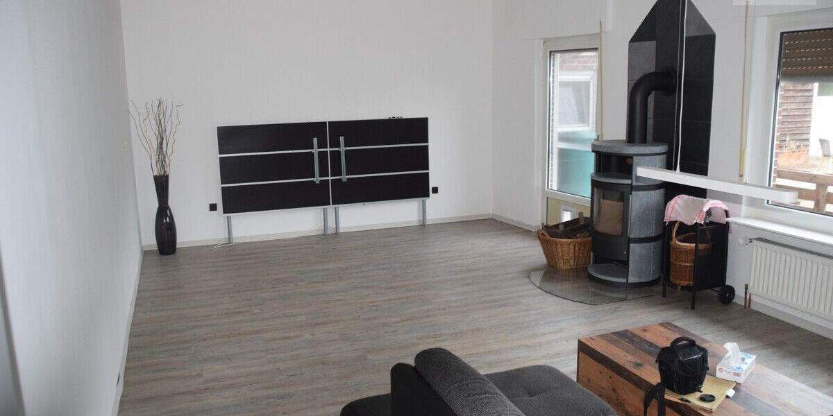 Einfamilienhaus Friedburg Upschört Wiesmoor - 5 Zimmer, 209 m&sup2;, 325.000&euro; | Angebot:25895515