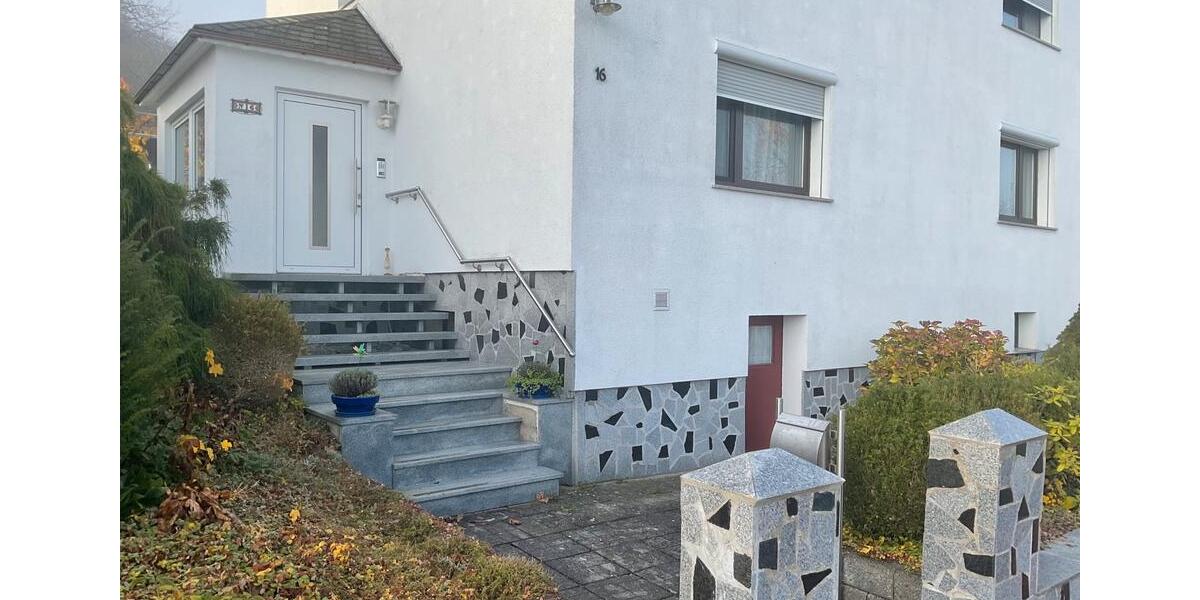Einfamilienhaus Dautphetal - 6 Zimmer, 140 m&sup2;, 325.000&euro; | Angebot:26611187