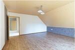 ***geräumige 2 Zimmer Oberwohnung mit EBK in Börger*** mit eigenem Garten, Terrasse, sowie Zufahrt und Carport 2 zimmer
