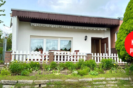 HORN IMMOBILIEN ++ gepflegter Bungalow in ruhiger Lage mit Carport bei Neubrandenburg 2 zimmer