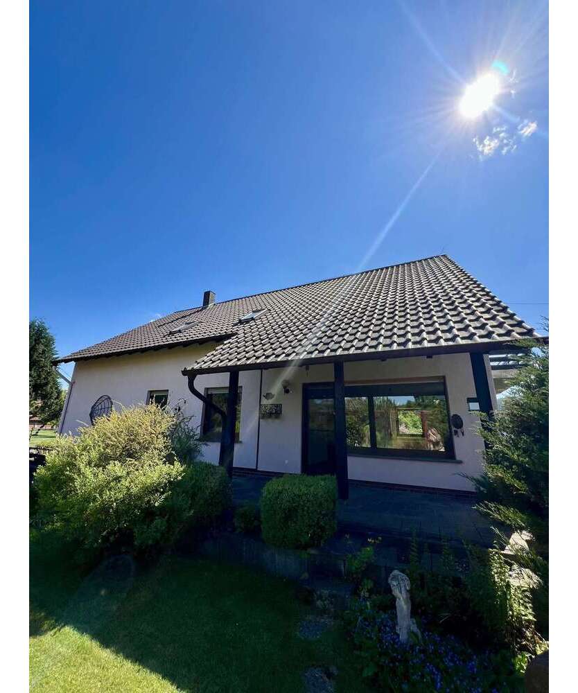 Haus zum Kaufen in Haunetal 234.000 € 180 m²