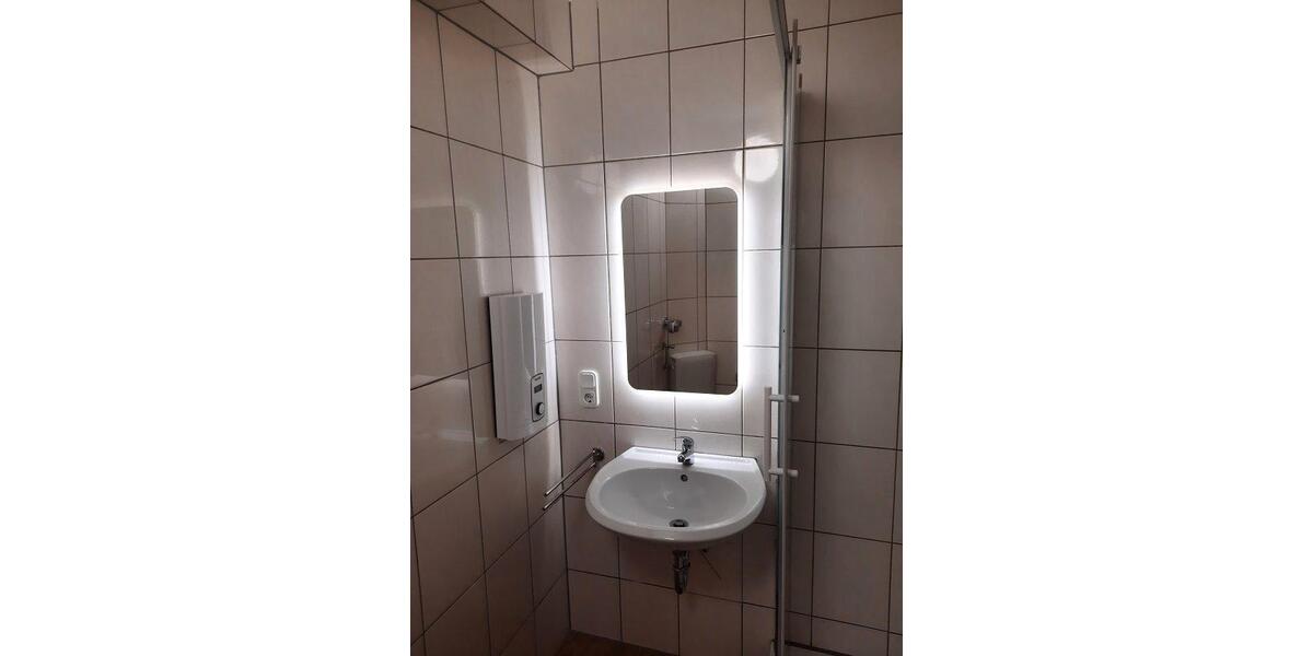 Hochparterre Hameln Kernstadt - 3 Zimmer, 70 m&sup2;, 108.000&euro; | Angebot:27004775