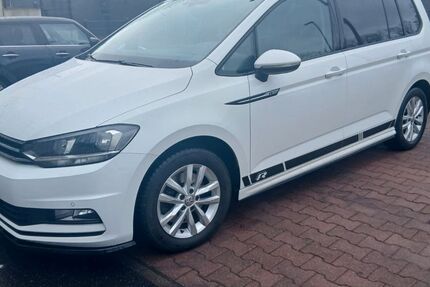 VW Touran 158.000 km 9.999 &euro; Wuppertal 42105