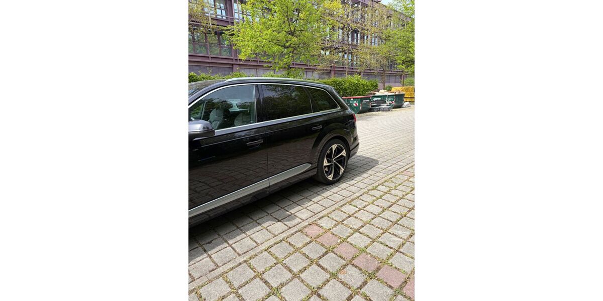 Audi Q7 339.450 km 18.500 &euro; München 80992