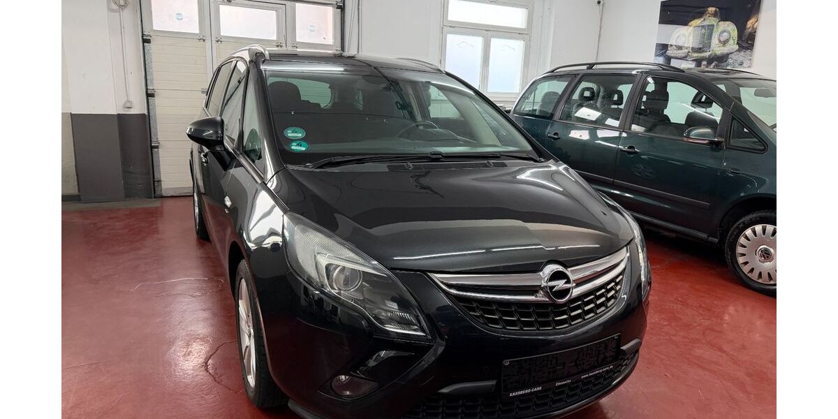 Opel Zafira 124.408 km 8.900 &euro; Chemnitz 09113