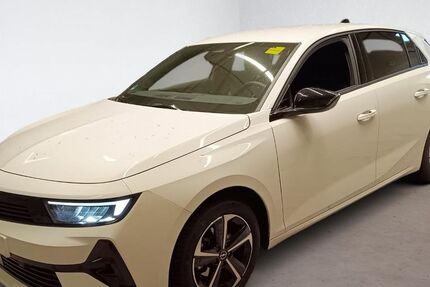 Opel Astra 12.015 km 22.490 &euro; Bühl 77815