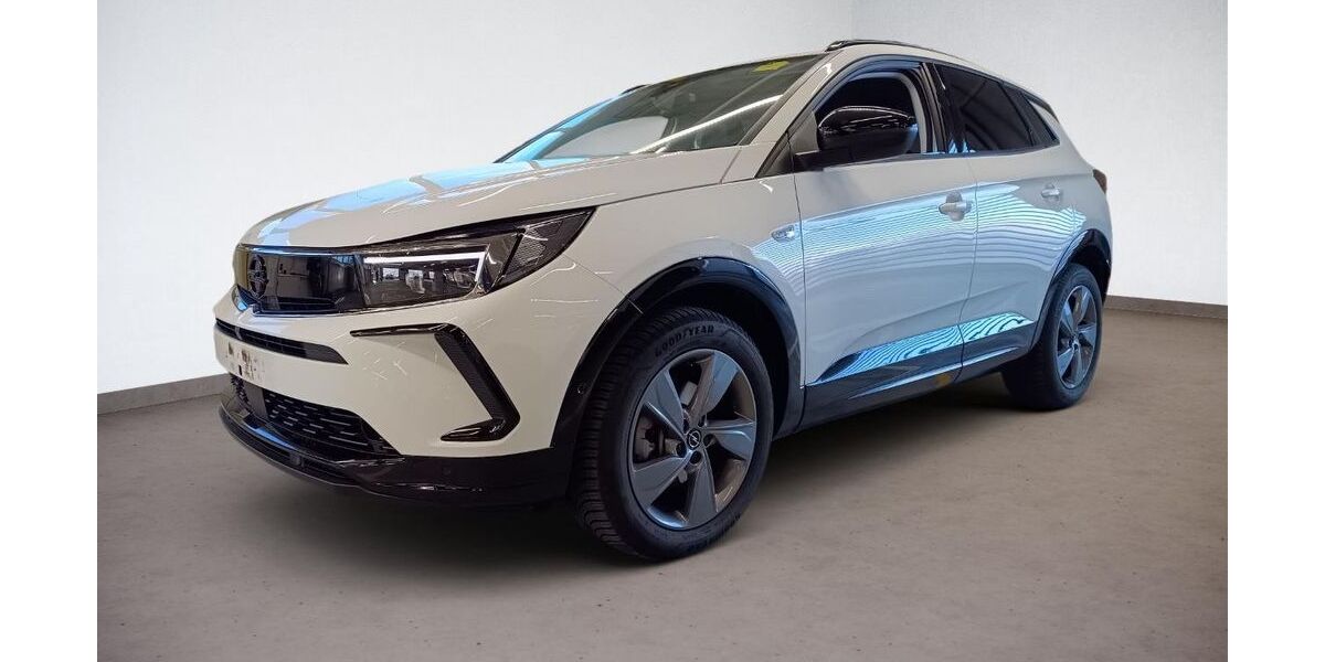 Opel Grandland (X) 4.800 km 25.900 &euro; Frankenberg 35066