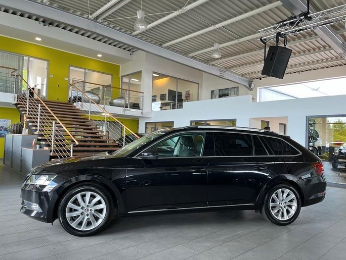 Skoda Superb 89.000 km 23.495 € Herford 32052