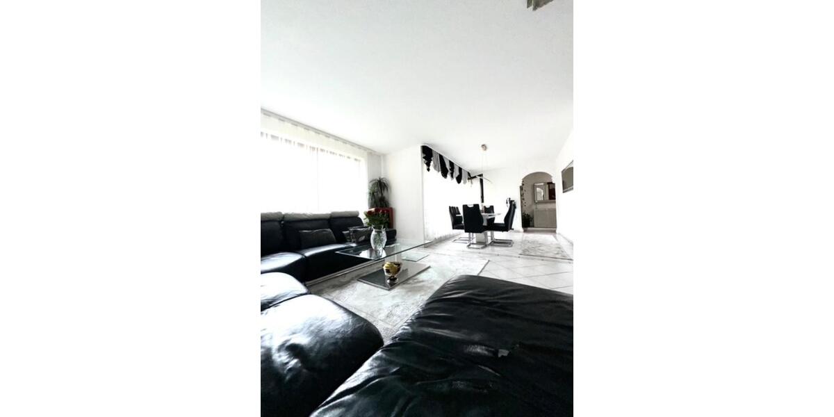 Etagenwohnung Wiesbaden Mainz-Amöneburg - 4 Zimmer, 110 m&sup2;, 1.700&euro; | Angebot:25950870