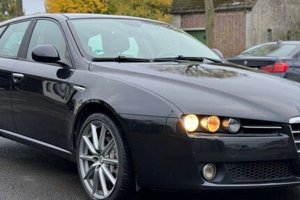 Alfa Romeo 159 112.340 km 2.200 € Werl 59457