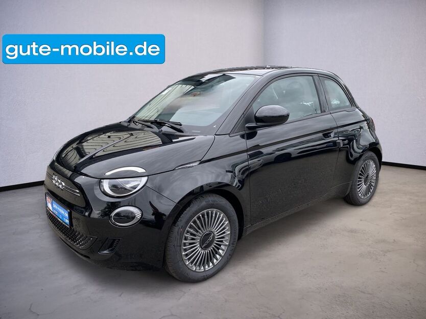 Fiat 500e 11.445 km 21.990 € Leonberg 71229