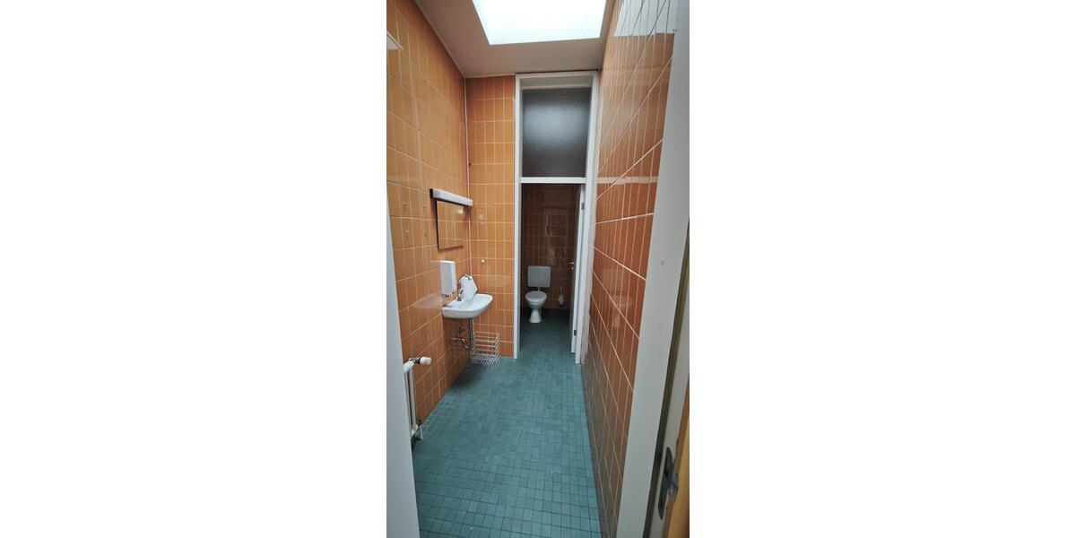 500m² Gewerbeanwesen in zentraler Lage von Landsweiler-Reden zimmer