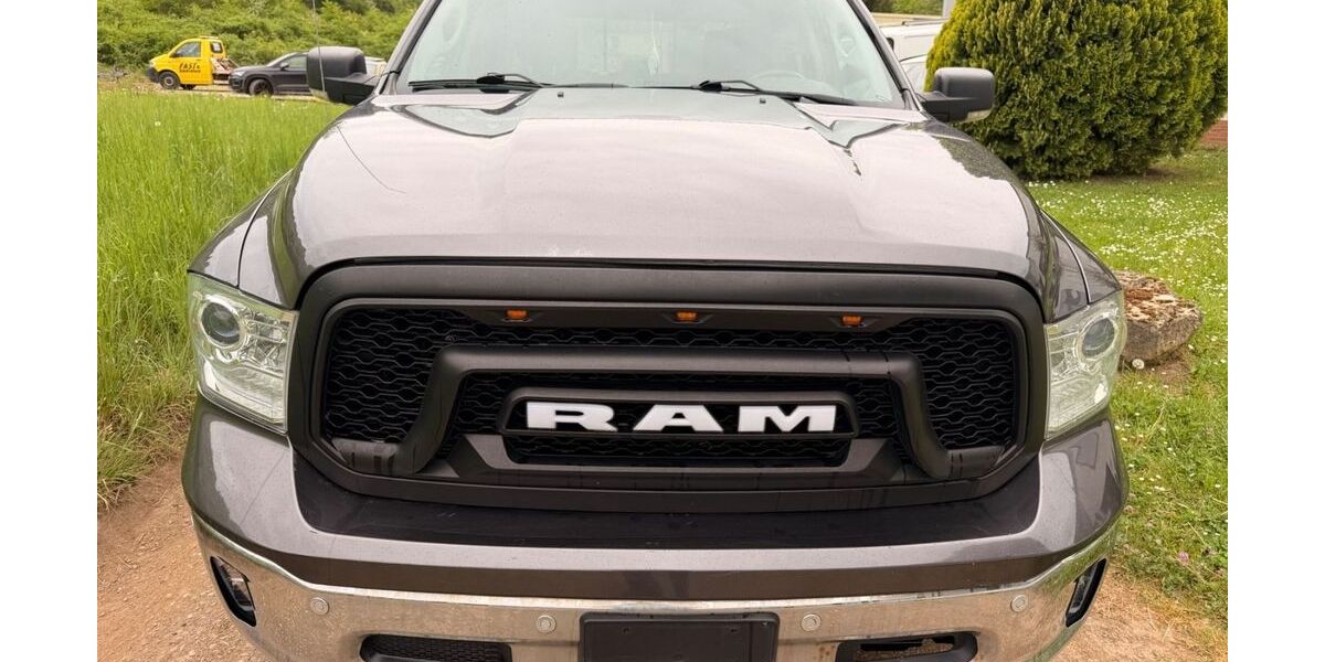Dodge RAM 140.290 km 25.900 &euro; Langsur 54308