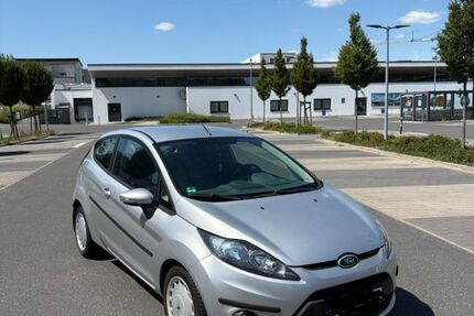 Ford Fiesta 88.185 km 3.000 &euro; Darmstadt 64283