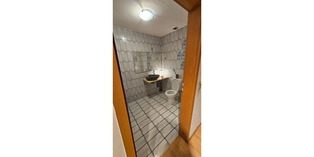 Großzügige 3-Zimmer-Dachgeschosswohnung mit Balkon & Stellplatz 3 zimmer