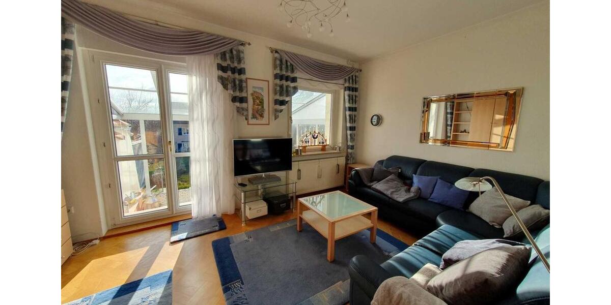 Teilmöbliertes Haus (DHH) mit Garten und Garage zur Miete 5 zimmer