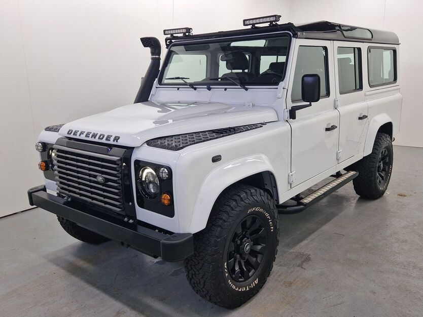 Land Rover Defender 119.750 km 49.990 € Landau 76829