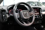 Volvo XC40 T3 MOMENTUM-PRO VIRTUAL-COCKPIT, MATRIX-LED 74.000 km 23.444 &euro; Hamm 59077