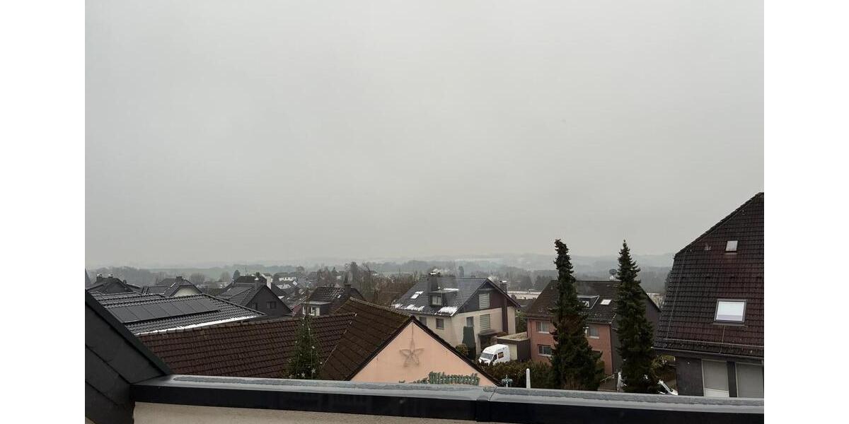 Dachgeschoßwohnung Rösrath - 3.5 Zimmer, 67 m&sup2;, 1.150&euro; | Angebot:24763824