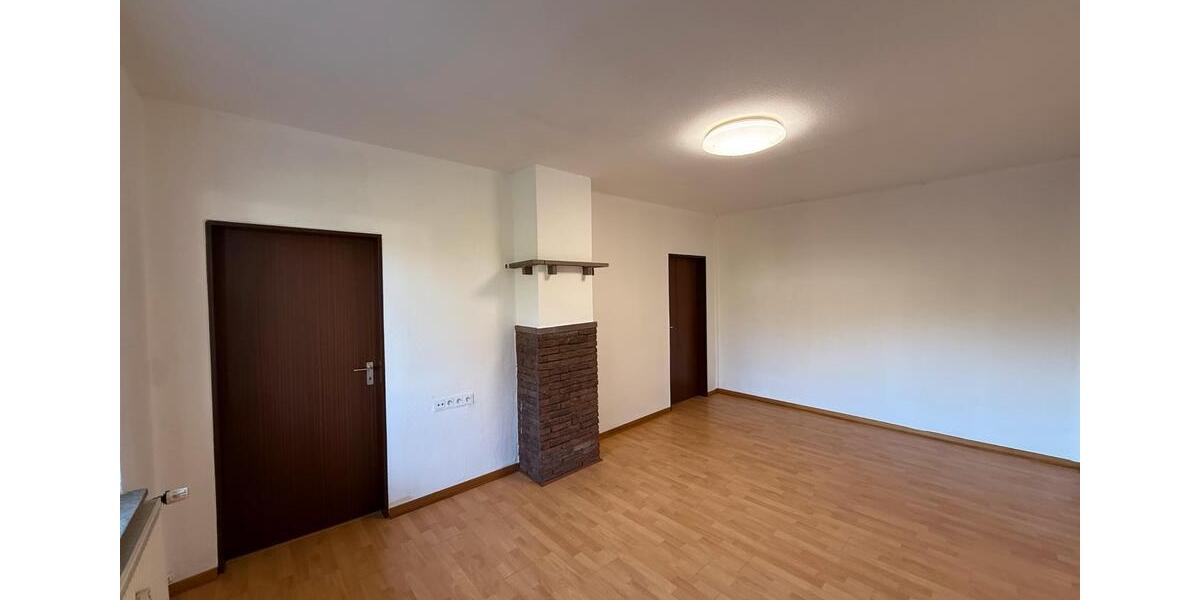 Erdgeschoßwohnung Beverungen - 4 Zimmer, 110 m&sup2;, 510&euro; | Angebot:26301696