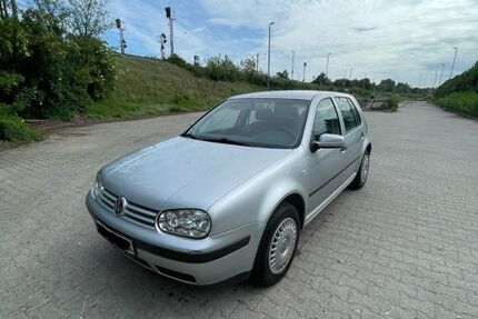 VW Golf 280.000 km 900 &euro; Karlsruhe 76227