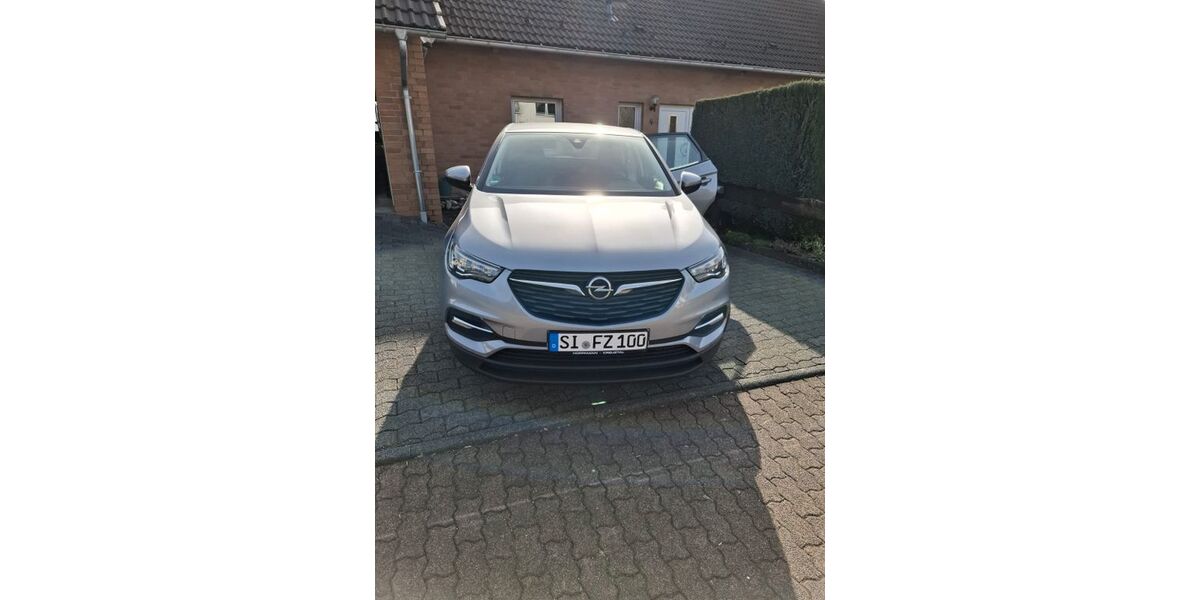 Opel Grandland (X) 12.072 km 17.200 &euro; Hilchenbach 57271