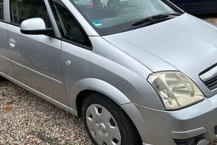 Opel Meriva 368.000 km 800 € Mönchengladbach 41199