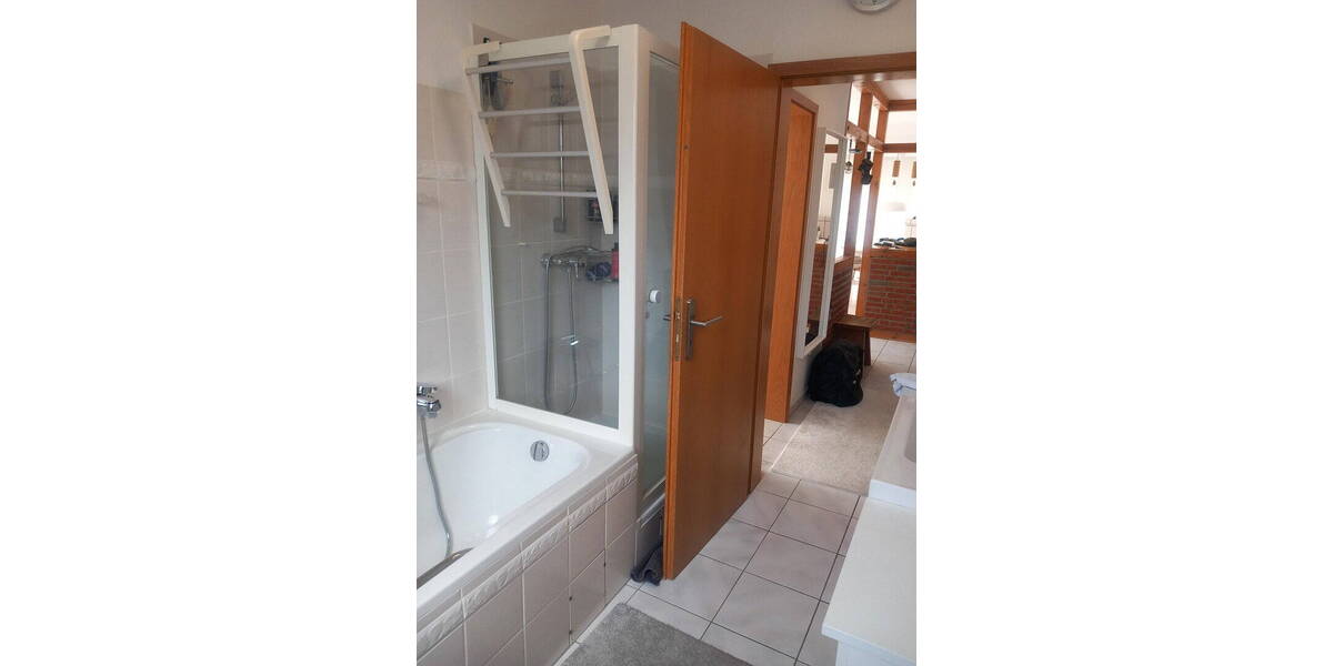 Etagenwohnung Hamburg-Neuland Neuland - 3 Zimmer, 110 m&sup2;, 1.900&euro; | Angebot:26459491